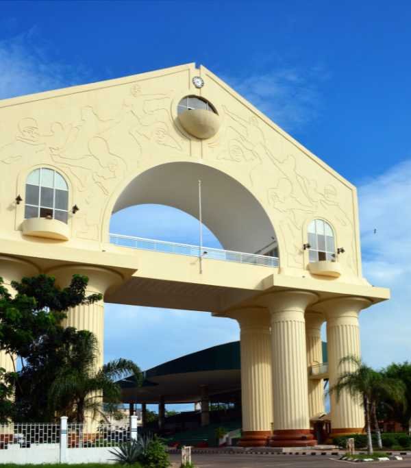 Arch 22
