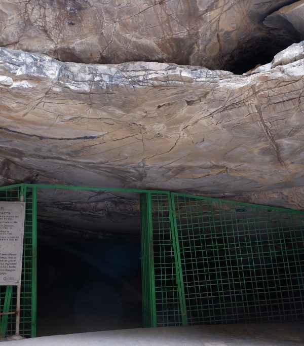 Borra Caves