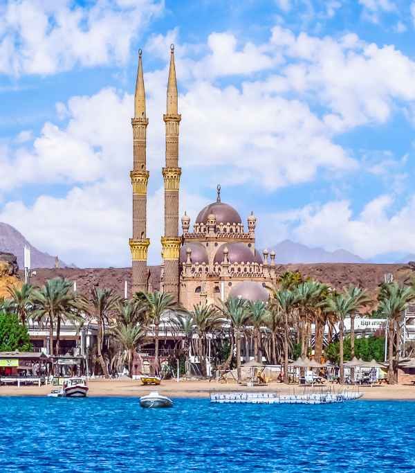 Coastline Of Old Market & Al Sahaba Mosque