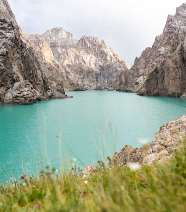 Kyrgyzstan Kel-Suu Lake