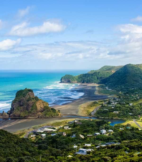 New Zealand Piha Beach