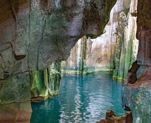 sawa i lau caves